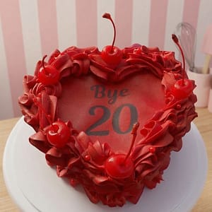 VINTAGE CAKE